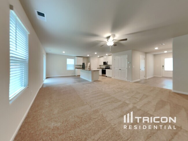 Building Photo - 134 Ivy Bank Dr