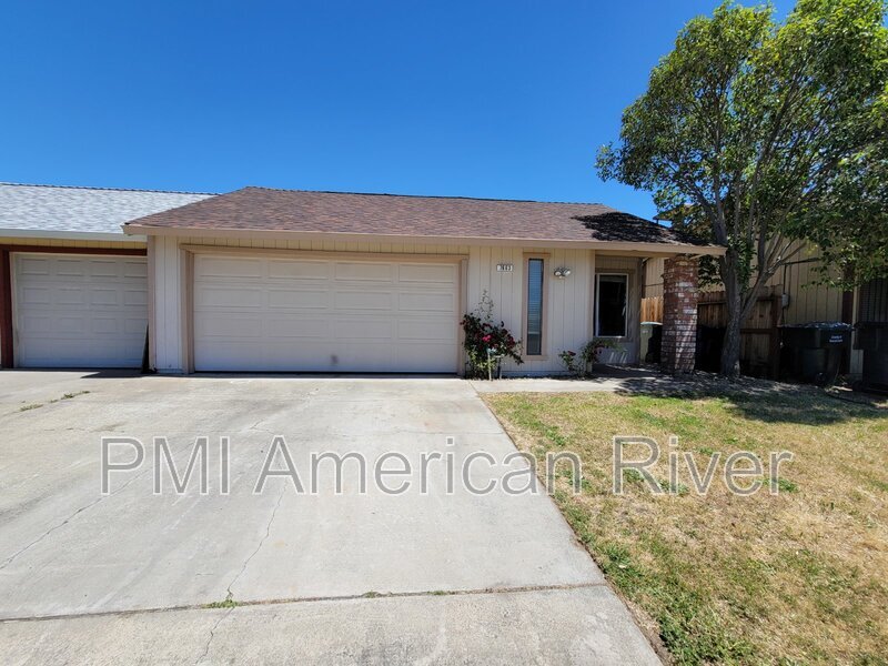 Primary Photo - 7663 Lakewood Park Dr