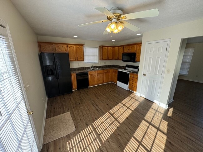 Foto del edificio - Ranch style 3 Bedroom and 2 Full Baths Home