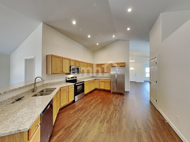 Building Photo - 7606 Cholla Ct