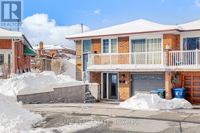 Building Photo - 22 Bamford Crescent