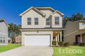 Building Photo - 2314 Shady Dr