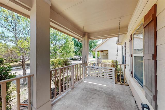 Foto del edificio - 1421 Cherokee Rose Trail