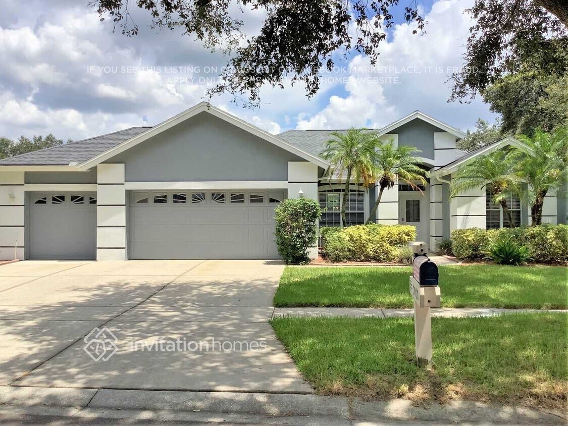Foto principal - 3030 Bent Creek Dr