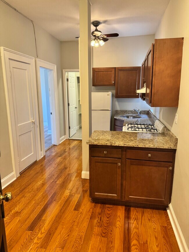 Foto del edificio - 1189 Commonwealth Ave