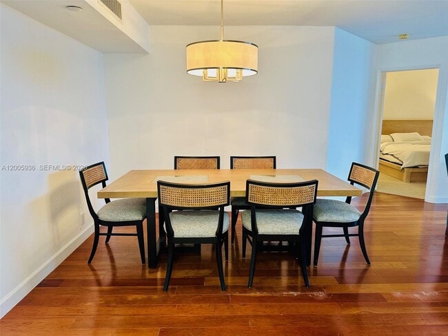 Foto del edificio - 19101 NE 36th Pl