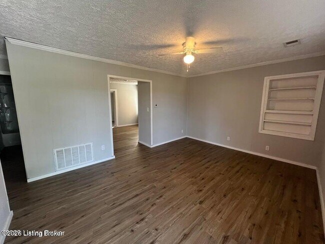 Foto del edificio - 214 Halcyon Rd