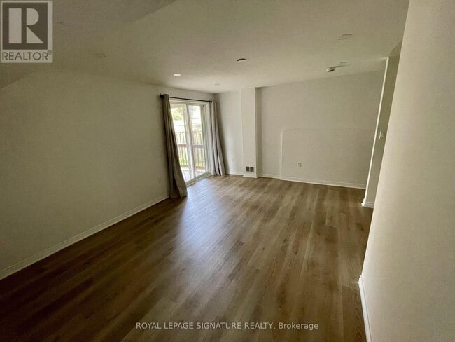 Building Photo - 168 Windflower Dr