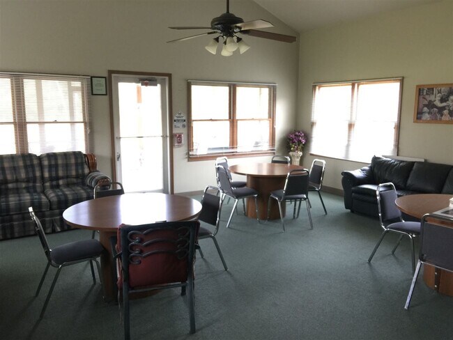 Building Photo - 342 Galbreath Dr