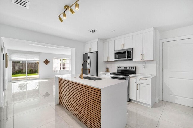 Foto del edificio - 403 S 13th Ct