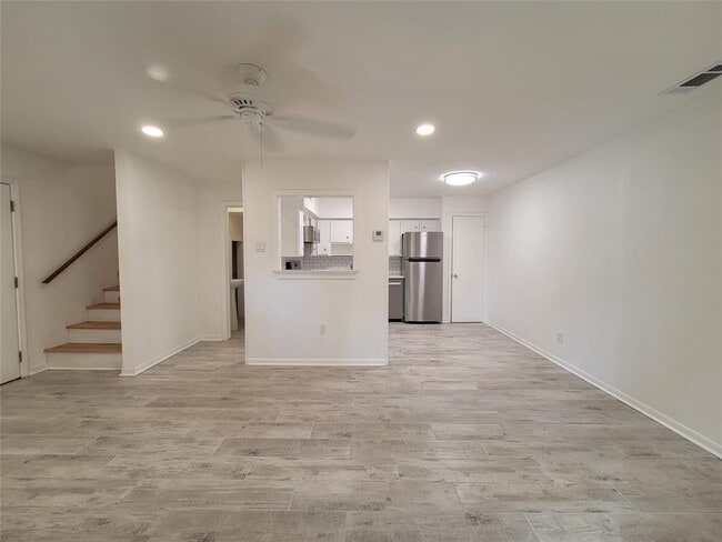 Foto del edificio - 2308 Barton Village Cir