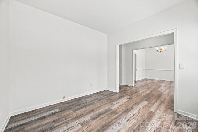 Foto del edificio - 1748 Chinchester Ln