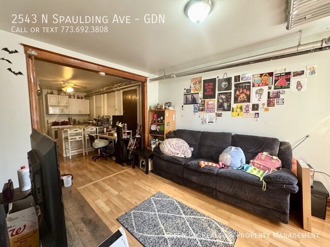 Building Photo - Charming 2 Bed/1 Bath Garden Apartment in ...