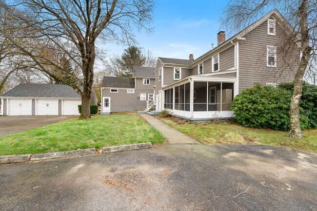 Foto del edificio - 3745 Mendon Rd