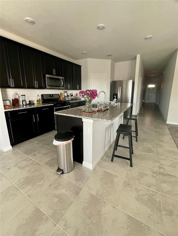 Building Photo - 13753 Fallsprings Way