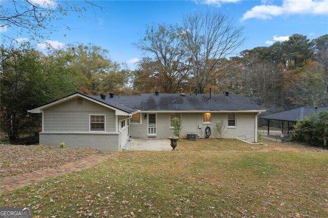 Foto del edificio - 2120 Meadowbrook Ln SE