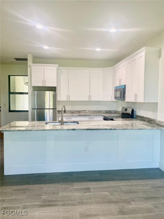 Foto principal - 5425-5427 Centennial Blvd