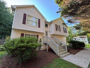 Building Photo - 5 Villa Rosa Ct