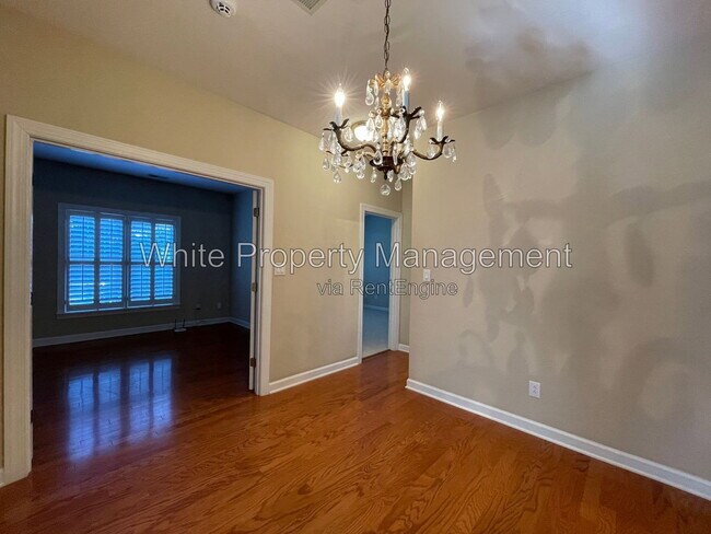Foto del edificio - 8409 Olde Troon Dr