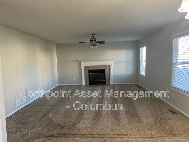 Foto del edificio - 2896 Gablewood Dr