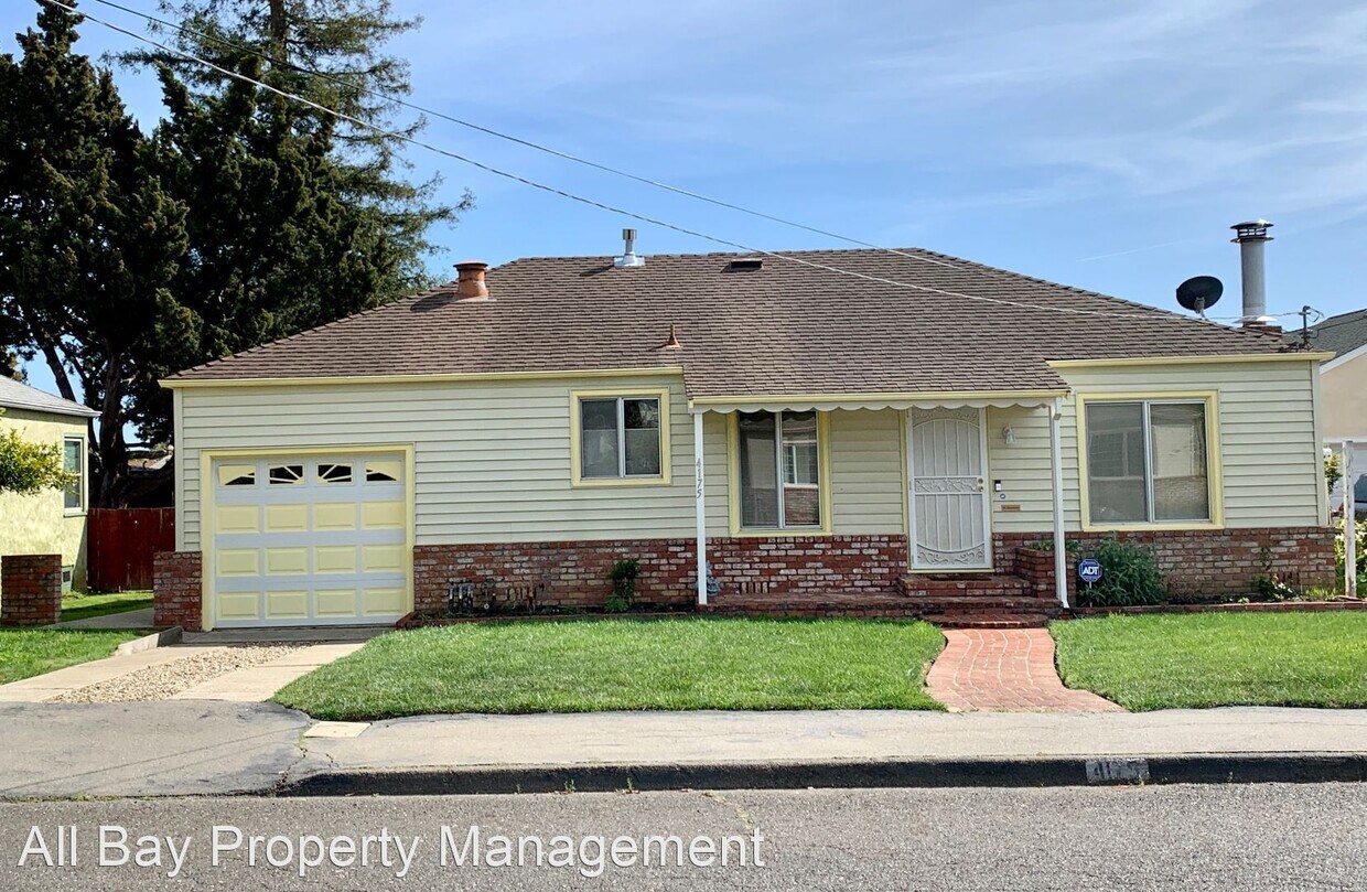 Primary Photo - 2 br, 1 bath House - 4175 Berdina Rd.