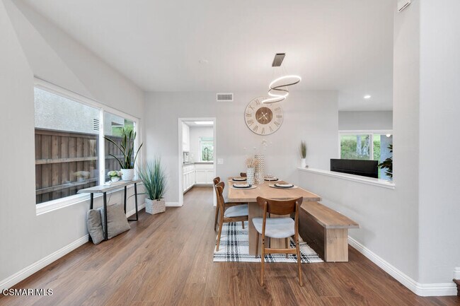 Building Photo - 5092 Benedict Ct