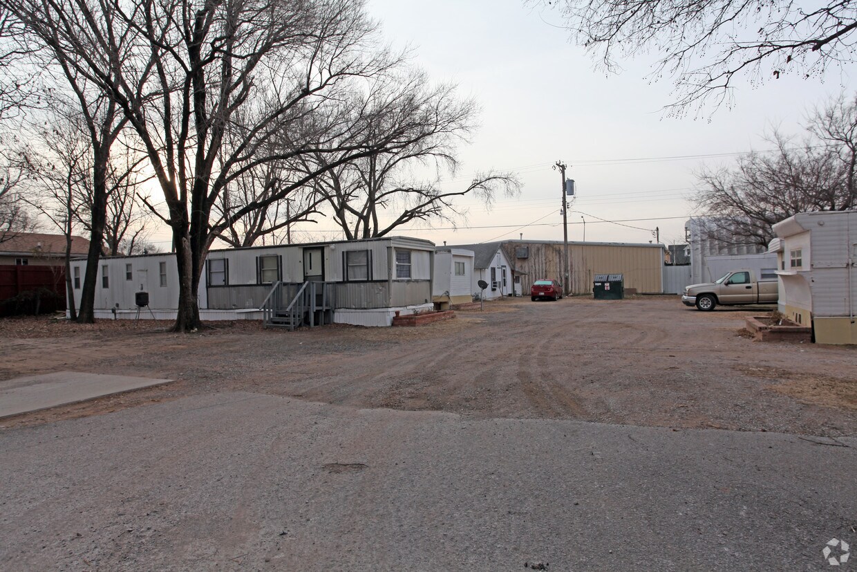 Foto del edificio - 612 W 2nd St