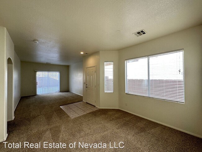 Building Photo - 2 br, 2 bath House - 1109 Milpas Ln
