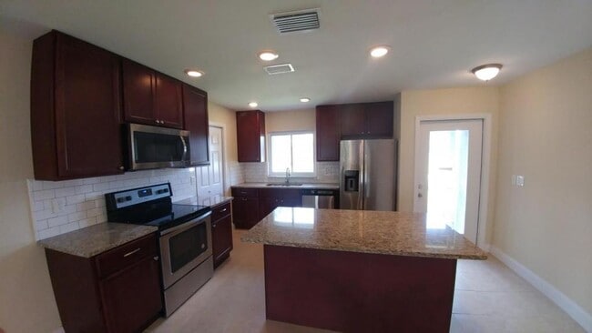 Foto del edificio - 5990 Talbrook Rd