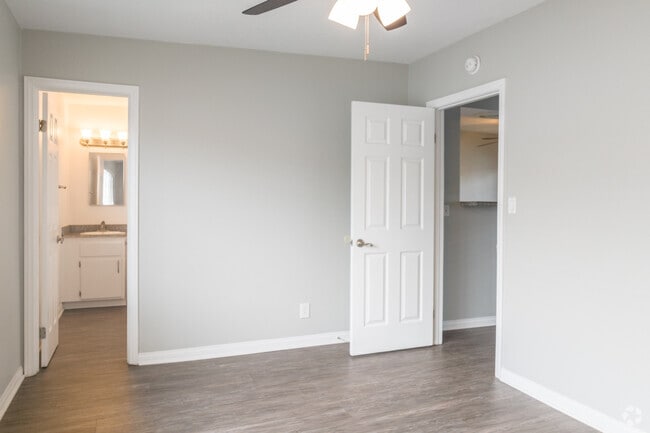 1BR-1BA 700 sqft - Northwind Apartments