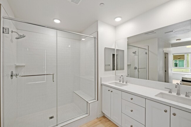 Building Photo - Light and Bright Home in Dana Point Near Doheny Beach!