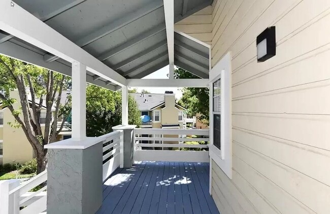 Porch Area - 2915 N Texas St