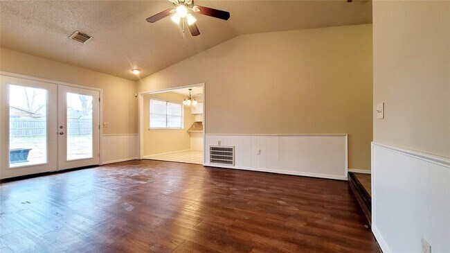 Foto del edificio - 105 SW 16th St