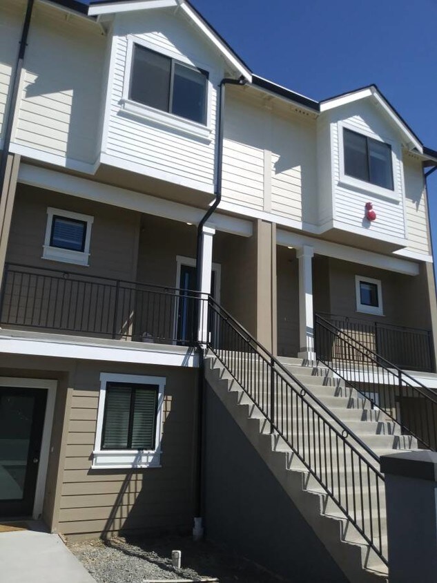 2355 State Street Unit 2355 State St 204, WA 98405