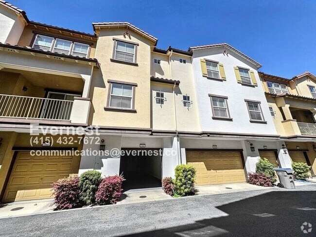 Building Photo - 764 Grandview Terrace