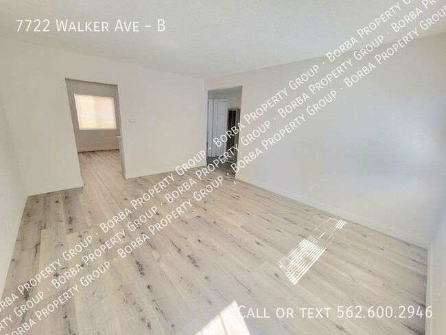 Building Photo - ****STUNNING 2BEDROOM | 1 BATH APARTMENT W...