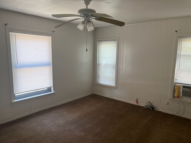 Foto del edificio - 315 N 9th St