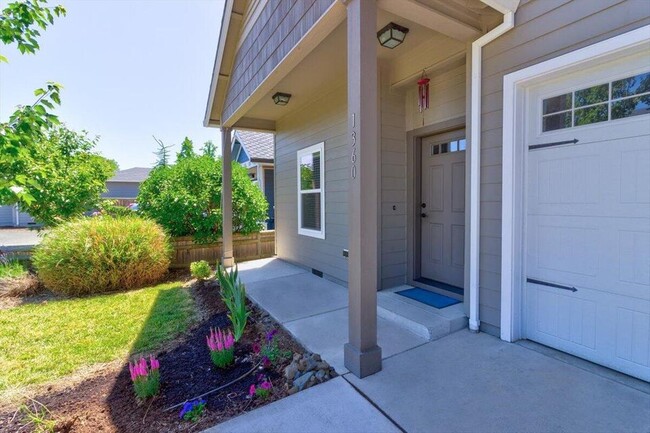 Building Photo - 1360 Swayze Ln