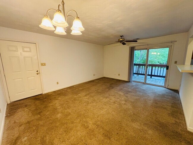 Building Photo - 401 Berryfield Ln