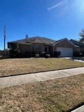 Building Photo - 8114 Lantana Dr