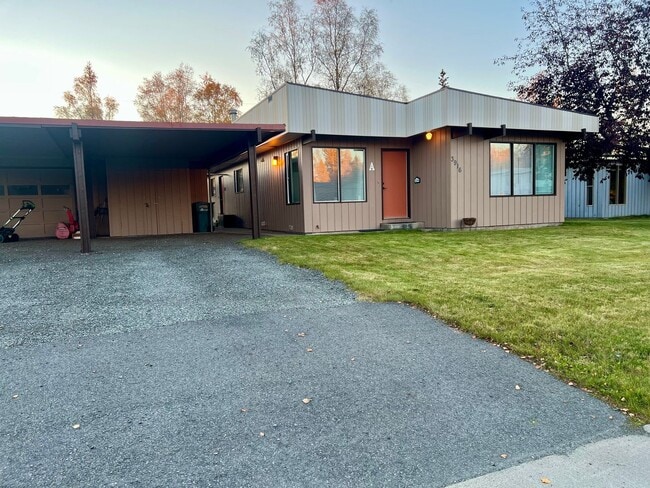 Building Photo - Ranch style one bedroom - Must see to appr...