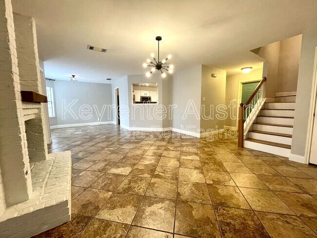 Foto del edificio - 410 Cluck Creek Trail