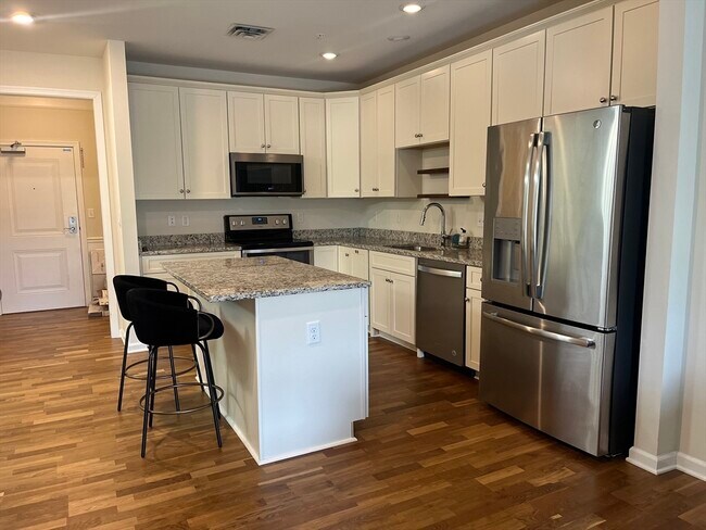 Foto del edificio - 110 Trotter Rd