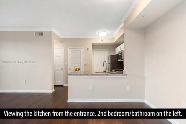 Building Photo - 15045 Michelangelo Blvd