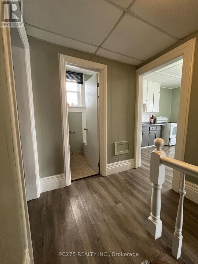 Photo du bâtiment - 2 - 55-57 BROADWAY STREET