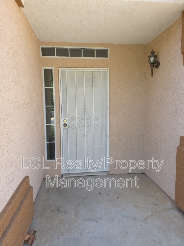 Foto del edificio - 26745 Summer Sunshine Dr