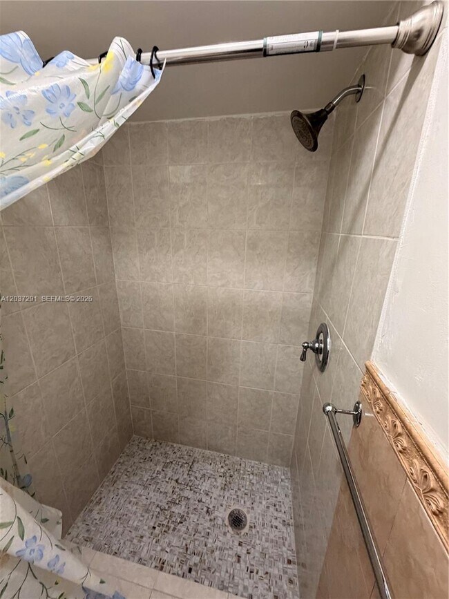 Foto del edificio - 505 E 18th St