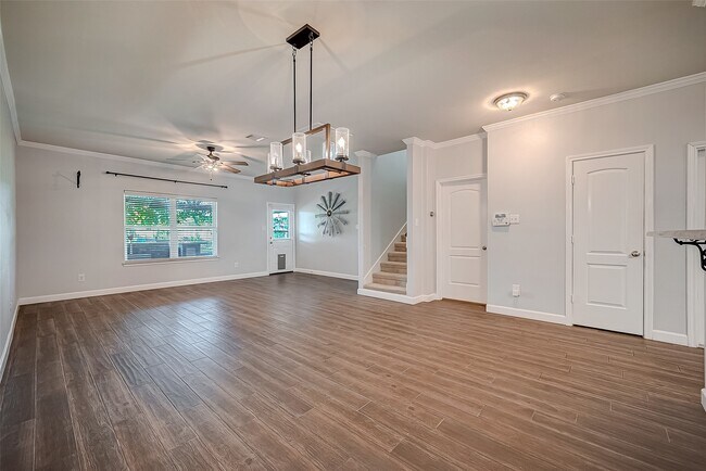 Foto del edificio - 346 Apache Field Ln