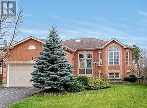 Building Photo - 73 Silver Maple Crescent
