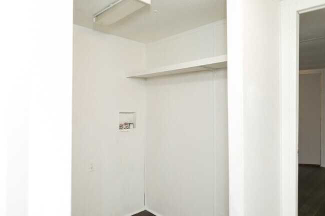 Foto del edificio - 3013 Trophy Ct